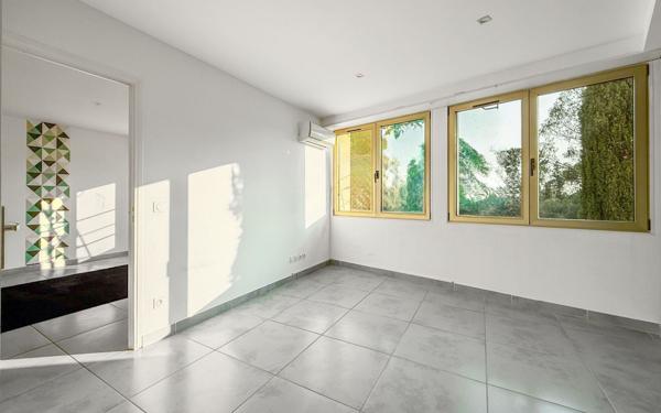 Appartement à vendre    2 pièces • 53,14 m2 Nice