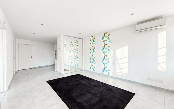 Appartement à vendre    2 pièces • 53,14 m2 Nice