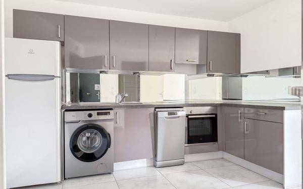 Appartement à vendre    2 pièces • 53,14 m2 Nice