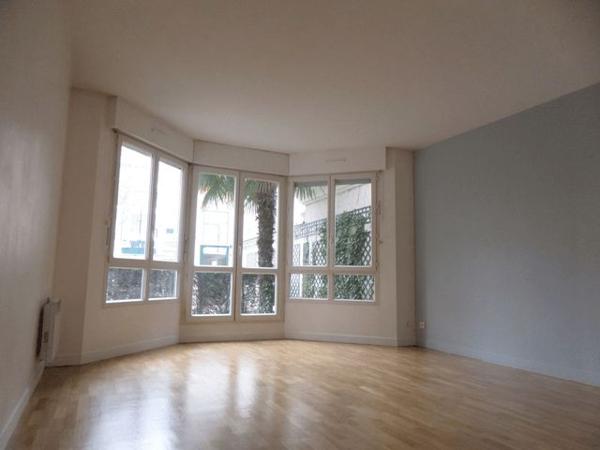 Location Studio 32.9 m² - 53 RUE DE FONTENAY Sceaux 92330