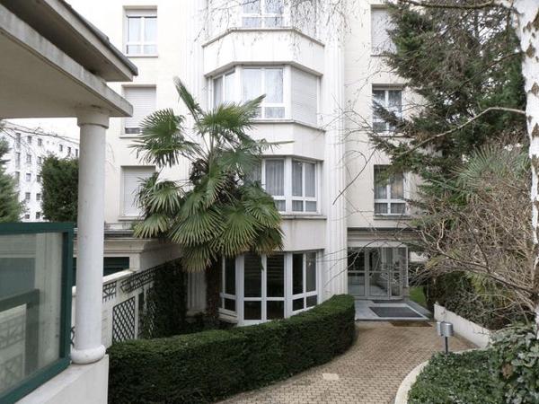 Location Studio 32.9 m² - 53 RUE DE FONTENAY Sceaux 92330