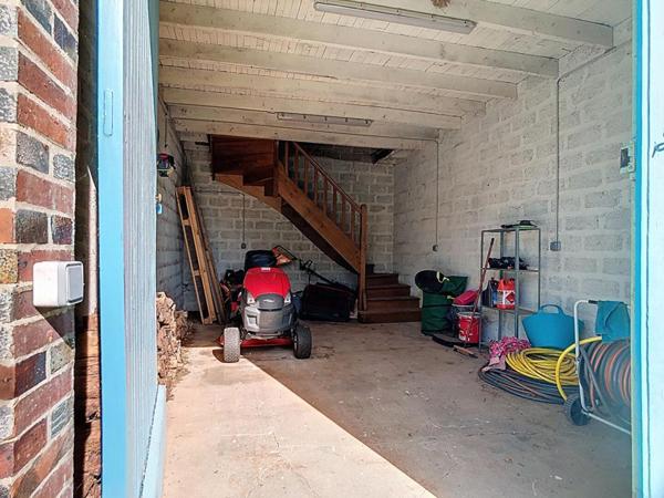 Maison de maître en Bourgogne, 6 pièce(s) 225 m2 sur 4.547 m² terrain