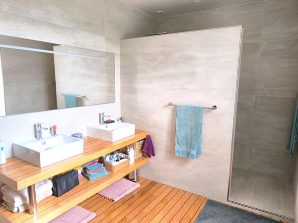 Maison vue Mer entièrement rénovée Plougasnou