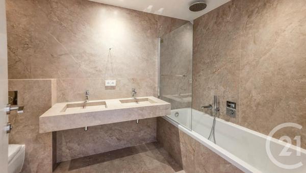 Maison à vendre  5 pièces - 238 m2 ROQUEBRUNE CAP MARTIN - 06