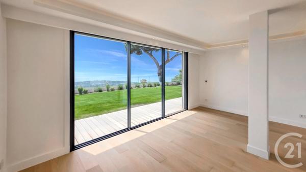 Maison à vendre  5 pièces - 238 m2 ROQUEBRUNE CAP MARTIN - 06