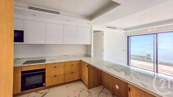 Maison à vendre  5 pièces - 238 m2 ROQUEBRUNE CAP MARTIN - 06