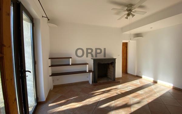 Maison à vendre    7 pièces •  Carpentras