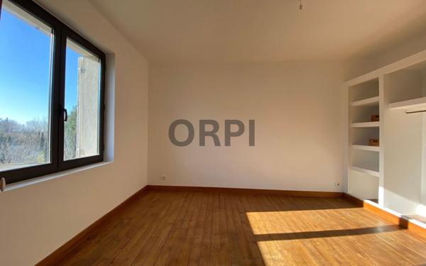 Maison à vendre    7 pièces •  Carpentras