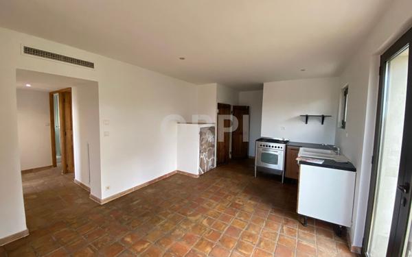 Maison à vendre    7 pièces •  Carpentras