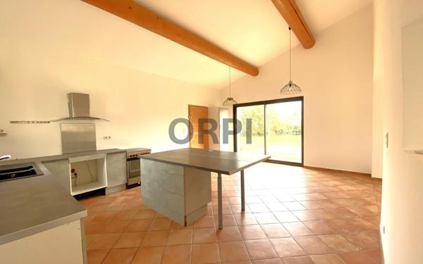 Maison à vendre    7 pièces •  Carpentras