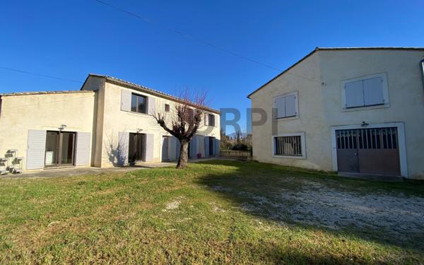 Maison à vendre    7 pièces •  Carpentras