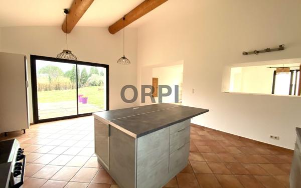 Maison à vendre    7 pièces •  Carpentras