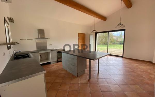 Maison à vendre    7 pièces •  Carpentras