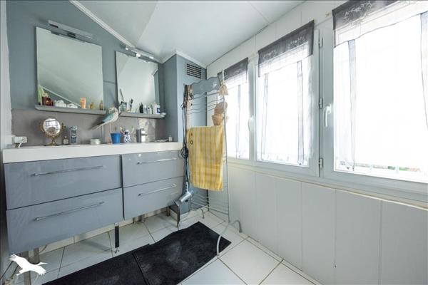 Maison à vendre |  Saint-Denis-d'Oléron |  6 pièces | 240 m²