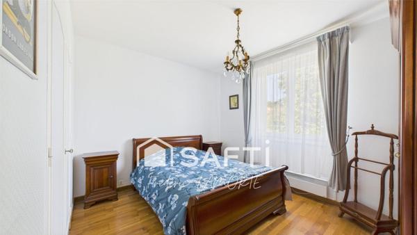 Maison à rafraichir au coeur de Sainte-Soulle