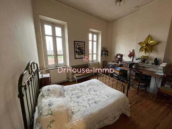 Immeuble à vendre 12 pièces de 512 m²