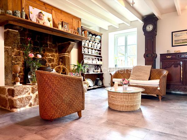 Vente Maison107 m² - 5 Pièces - SAINT PIERRE EGLISE (50330)