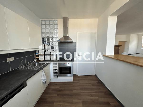 Location Appartement meublé 3 pièces 93.8 m² - HOTEL DE LA VERDURE Arras 62000