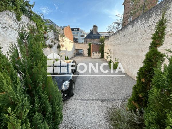 Location Appartement meublé 3 pièces 93.8 m² - HOTEL DE LA VERDURE Arras 62000