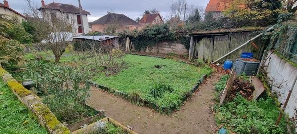 Maison à vendre |  Montluçon |  8 pièces | 92 m²