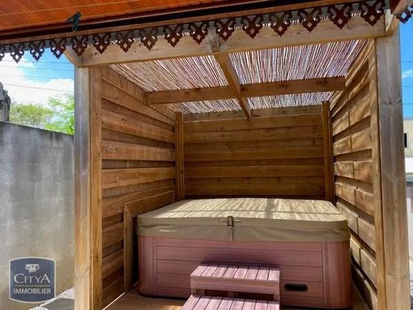 Maison à louer 4 pièces 97m²