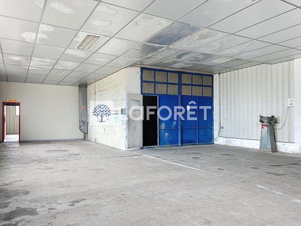 Achat local commercial Le Cellier - 766 m² - 419 750 €