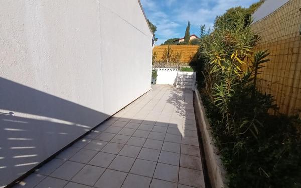 Maison à vendre    4 pièces •  Pollestres