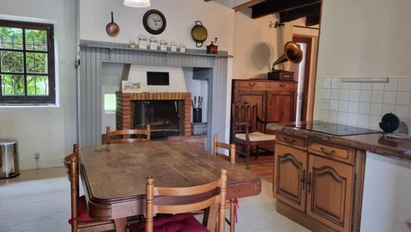 Sadroc , jolie Maison 50 m 2 sur 2000 m2 terrain