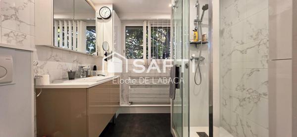 3P 102 M2 TERRASSE SUD 60 M2 ACCES DIRECT PLAGES