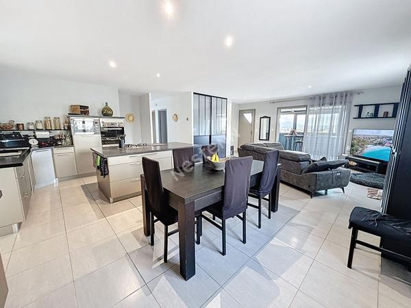 Le Castellet - 5 pièces - Vue panoramique - Piscine