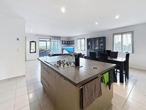 Le Castellet - 5 pièces - Vue panoramique - Piscine