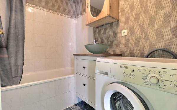 Appartement à louer    3 pièces • 59 m2 Hipsheim