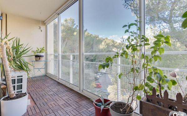 Appartement à vendre    5 pièces • 84,42 m2 Marseille 9