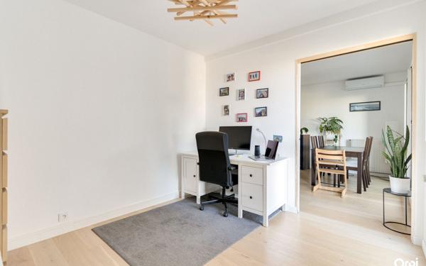 Appartement à vendre    5 pièces • 84,42 m2 Marseille 9