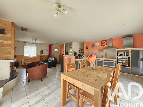 Maison à vendre 5 pièces 110 m² Saint-Thibaud-de-Couz