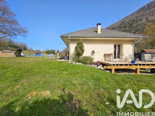 Maison à vendre 5 pièces 110 m² Saint-Thibaud-de-Couz