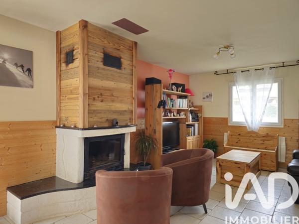 Maison à vendre 5 pièces 110 m² Saint-Thibaud-de-Couz