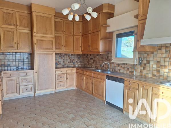 Maison à vendre 7 pièces 225 m² Sansac-de-Marmiesse
