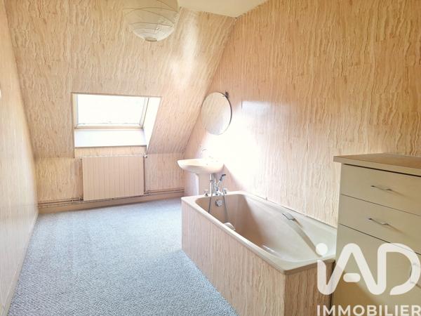 Maison à vendre 7 pièces 225 m² Sansac-de-Marmiesse