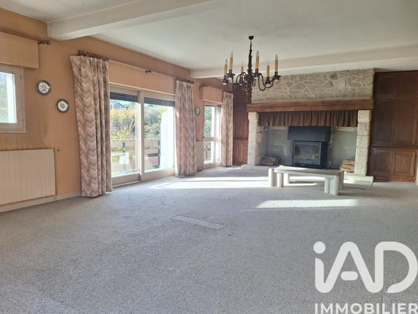 Maison à vendre 7 pièces 225 m² Sansac-de-Marmiesse