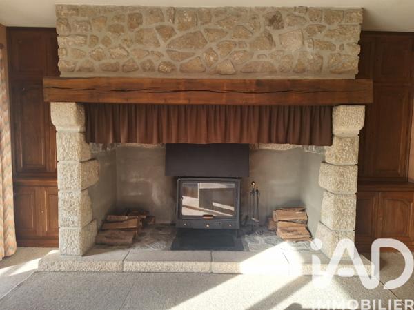 Maison à vendre 7 pièces 225 m² Sansac-de-Marmiesse