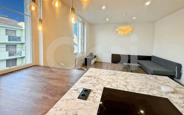 Appartement à louer    2 pièces • 38,20 m2 Toulon