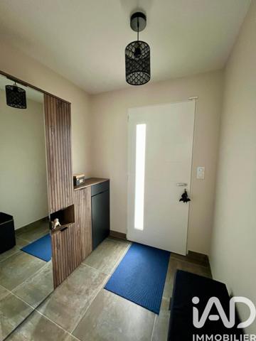 Maison à vendre 5 pièces 106 m² Saint-Martin-d'Auxigny