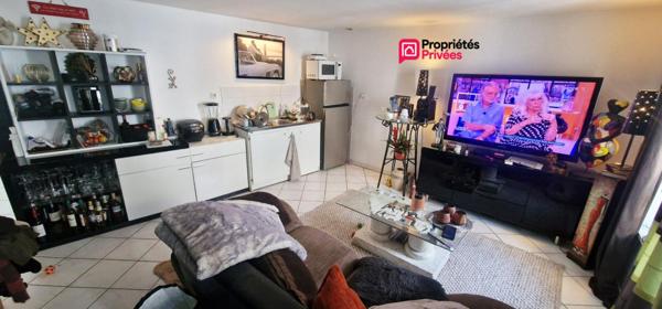 Immeuble de rapport - 90 m² - 4 pièces - local commercial et appartement T2