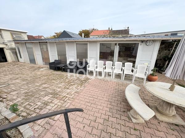 Maison spacieuse à vendre à Oissel - Référence AD1543