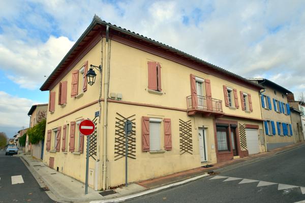 Villebrumier (82370) APPARTEMENT T6 130 m² VILLEBRUMIER TERRASSE 27 m²