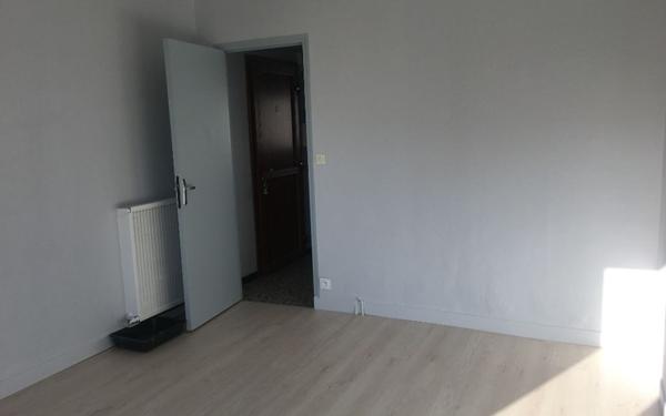 Appartement à louer    1 pièce •  Saint-Paul-lès-Dax