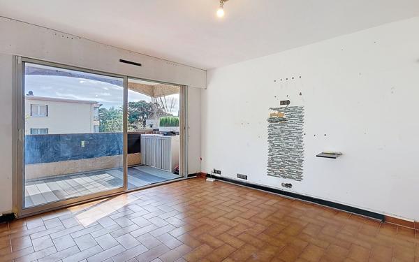 Appartement à vendre    1 pièce • 26,80 m2 Six-Fours-les-Plages