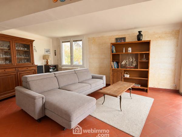 Maison 100.91 m² à Longué-Jumelles 49160