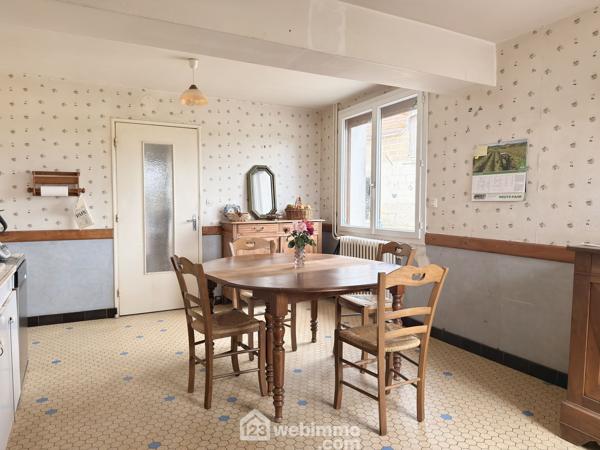 Maison 100.91 m² à Longué-Jumelles 49160